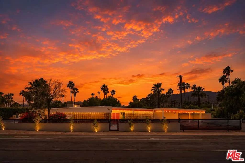 1979 E Alejo Road, Palm Springs, CA — listing photo 1