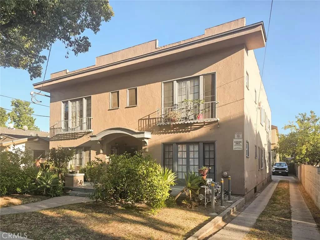 1134 E Chestnut Street, Glendale, CA — listing photo 1