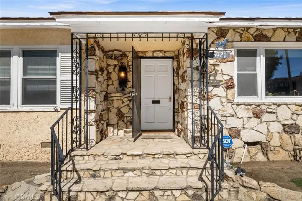 5921 E Rosebay E, Long Beach, CA — listing photo 1