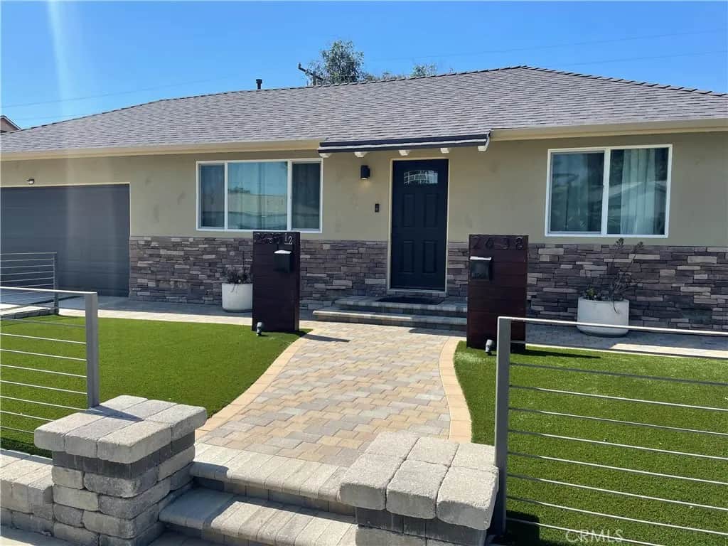 2638 218th e Place, Carson, CA — listing photo 1