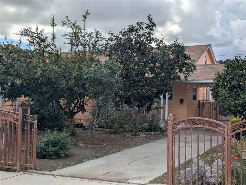 8615 San Gabriel, South Gate, CA — listing photo 1