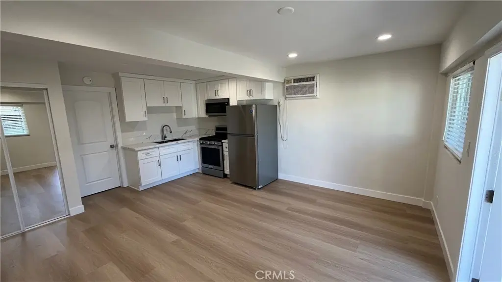 506 Raymond Avenue 506A, Glendale, CA — listing photo 1