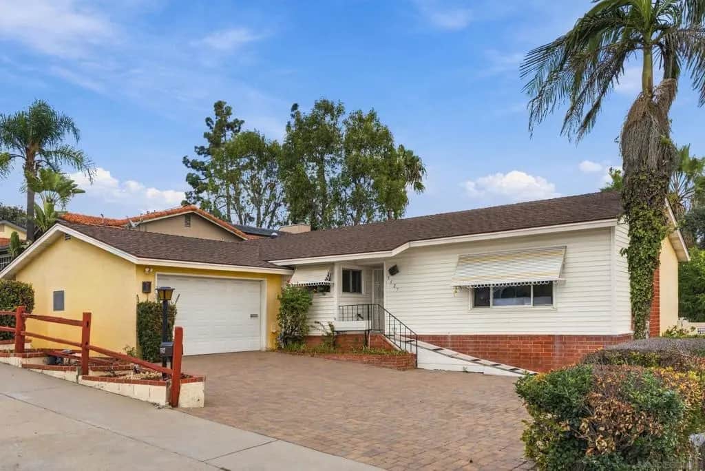 5627 Del Cerro, San Diego, CA — listing photo 1