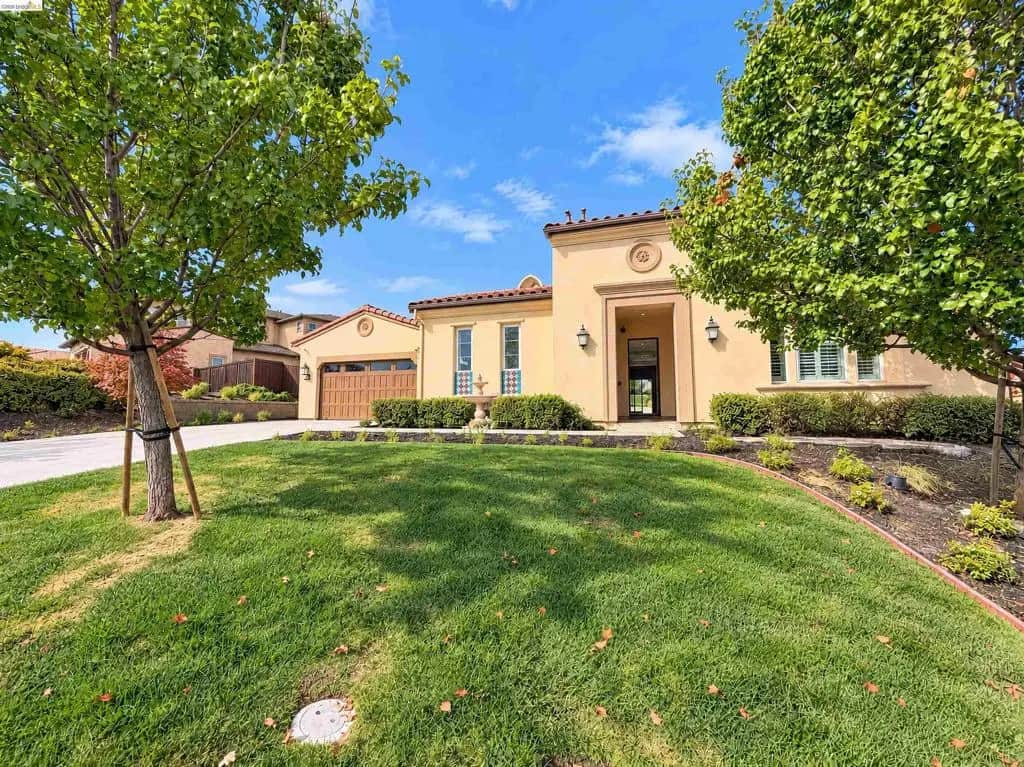 2001 Riddling Ct, Brentwood, CA — listing photo 1