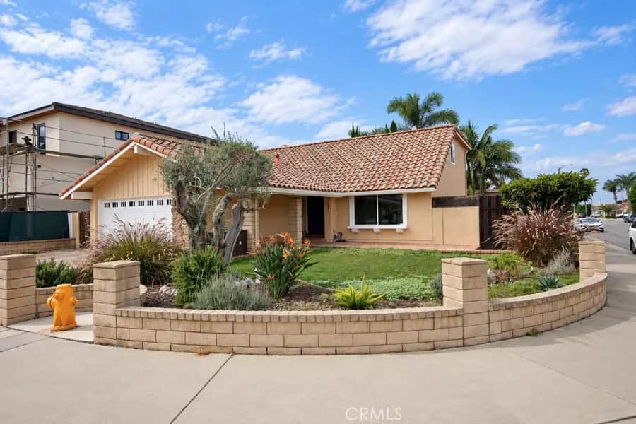 21651 Branta Circle, Huntington Beach, CA — listing photo 1