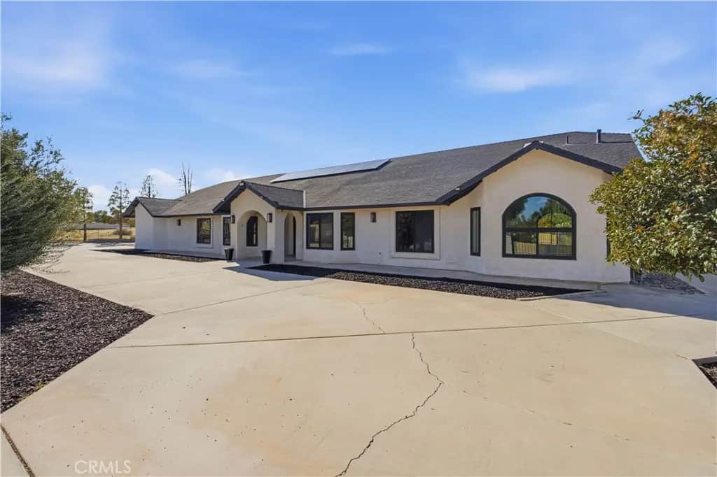 15020 Choco, Apple Valley, CA — listing photo 1