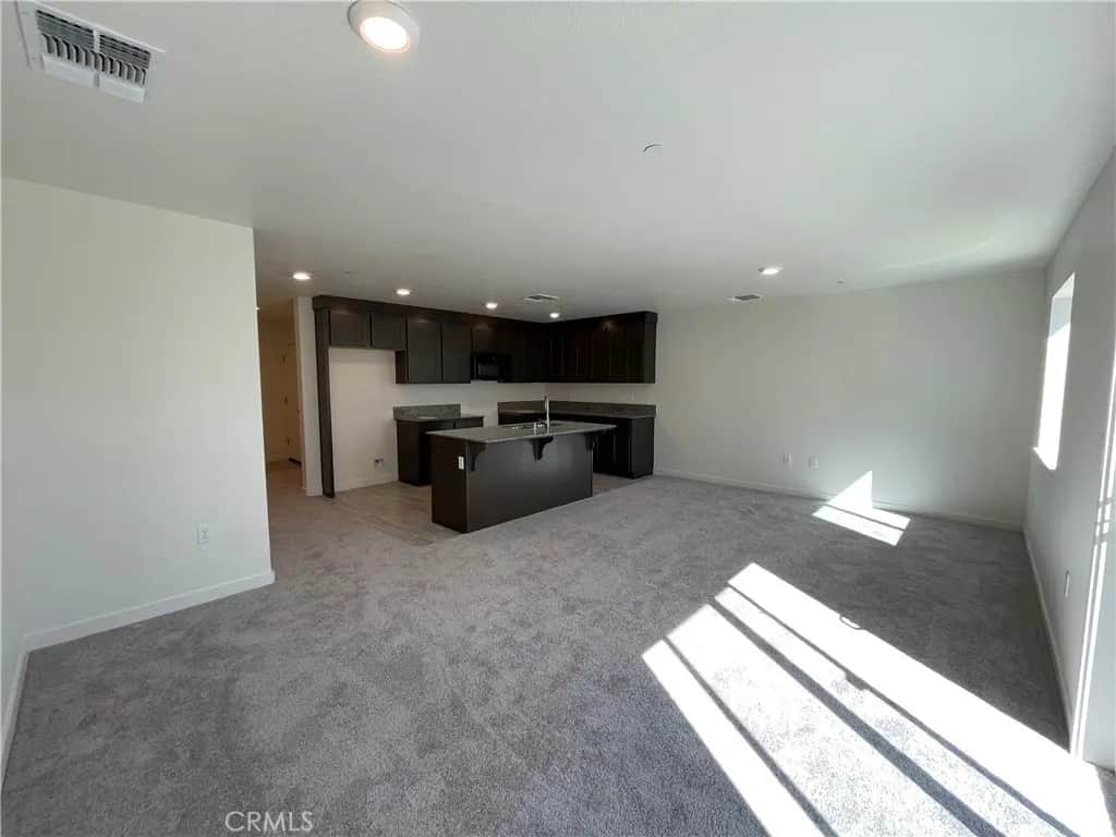 135 Long Trail Lane, Merced, CA — listing photo 1