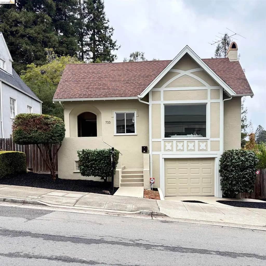 733 Grosvenor Pl, Oakland, CA — listing photo 1