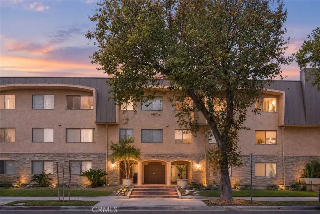377 W California 12, Glendale, CA — listing photo 1