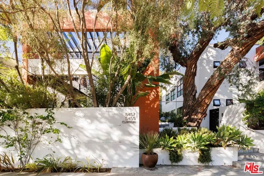 5455 Clinton Street, Los Angeles, CA — listing photo 1