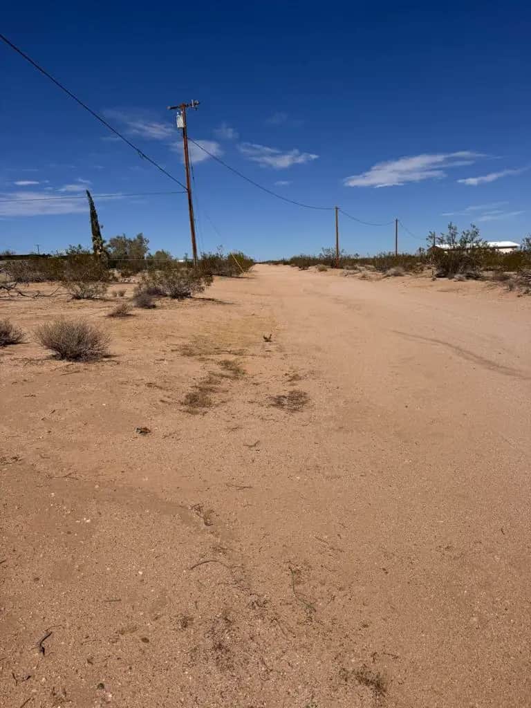 2753 Stonehill Avenue, Joshua Tree, CA — listing photo 1