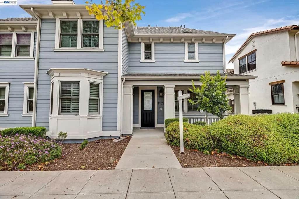 1920 Willow St, Alameda, CA — listing photo 1