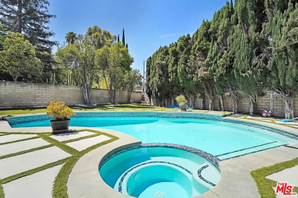 7155 Royer Avenue, West Hills, CA — listing photo 1