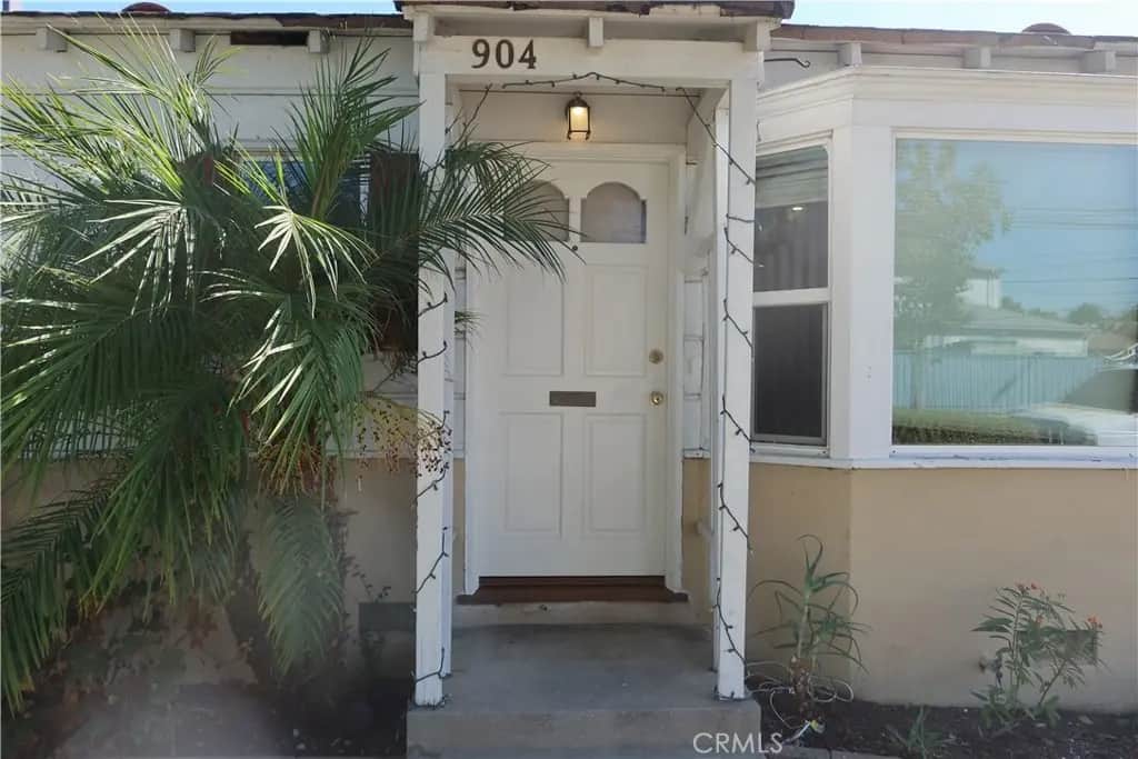 904 W Oak Street, Burbank, CA — listing photo 1
