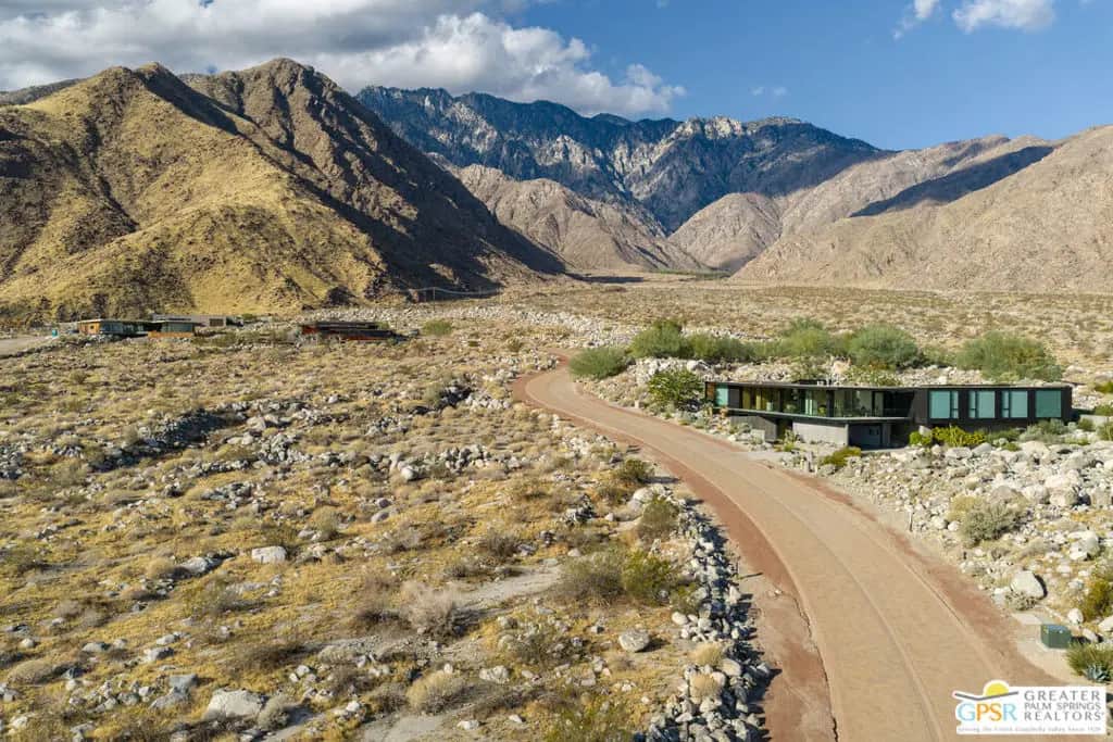 2335 Winter Sun Drive, Palm Springs, CA — listing photo 1