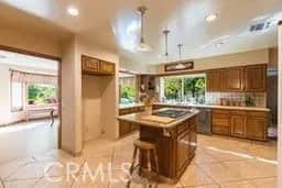 23552 Collins Street, Woodland Hills, CA — listing photo 1