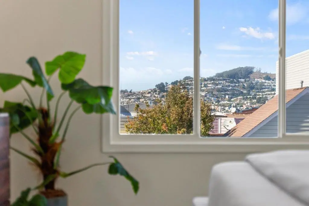 422 Vienna Street, San Francisco, CA — listing photo 1