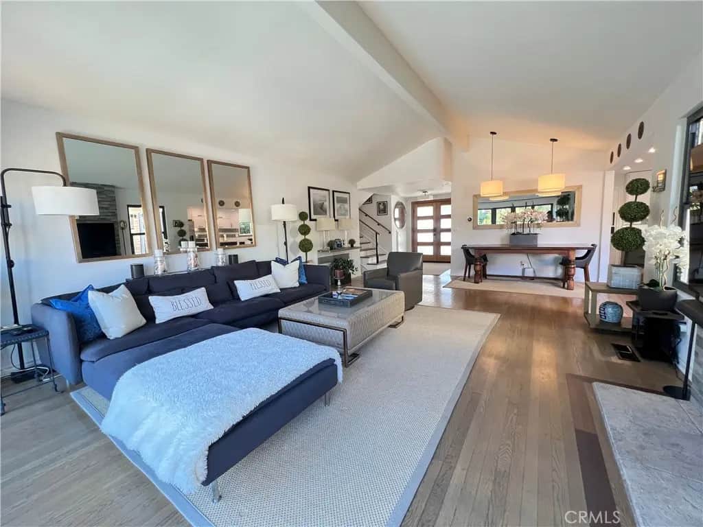 30564 Mainmast Drive, Agoura Hills, CA — listing photo 1