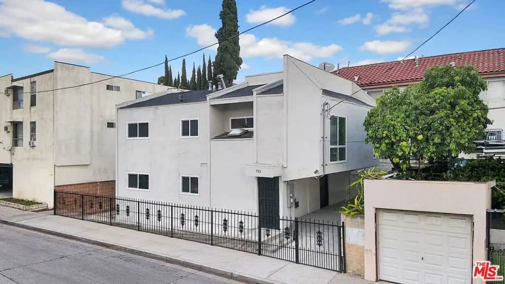 711 Bartlett Street, Los Angeles, CA — listing photo 1