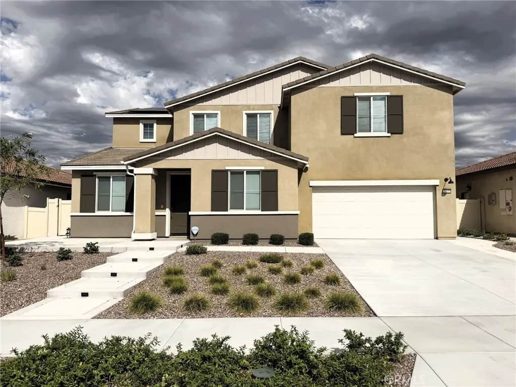 1048 Lumia Circle, Redlands, CA — listing photo 1
