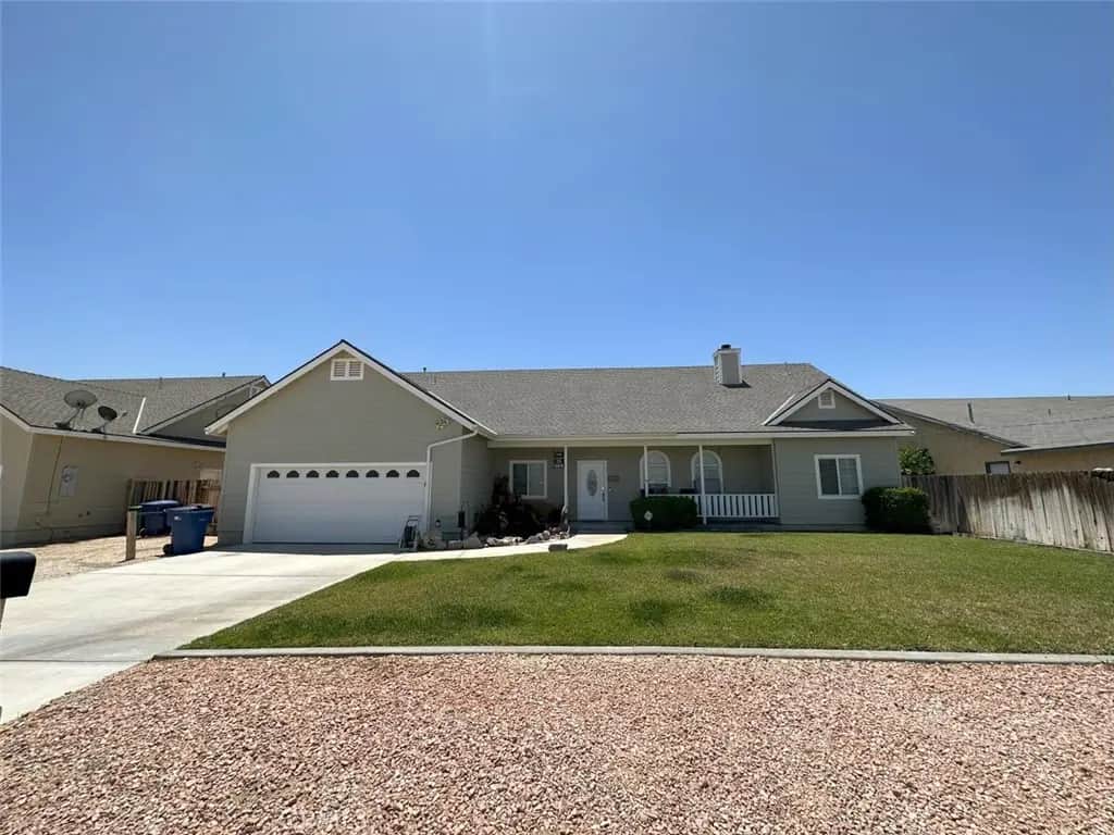 9416 Evelyn, California City, CA — listing photo 1