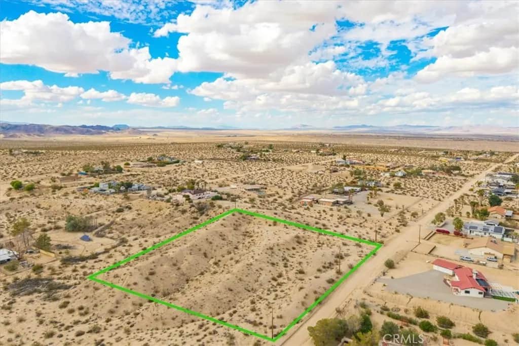 101 Carodean Road, 29 Palms, CA — listing photo 1