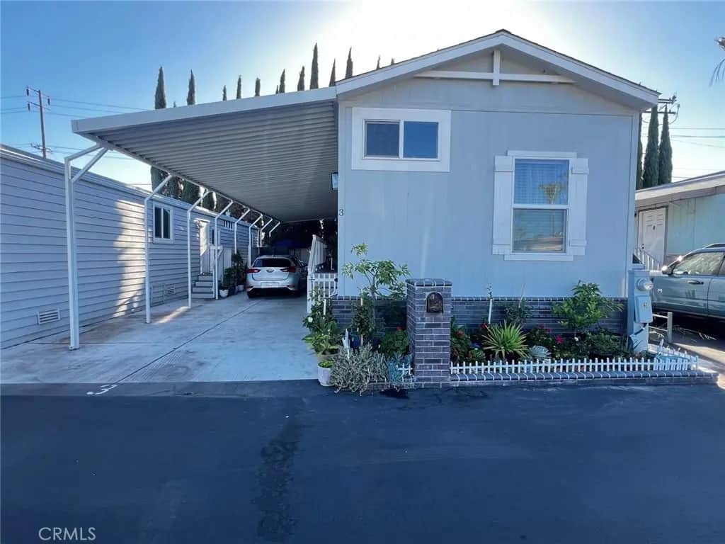 1517 Newhope Street 3, Santa Ana, CA — listing photo 1