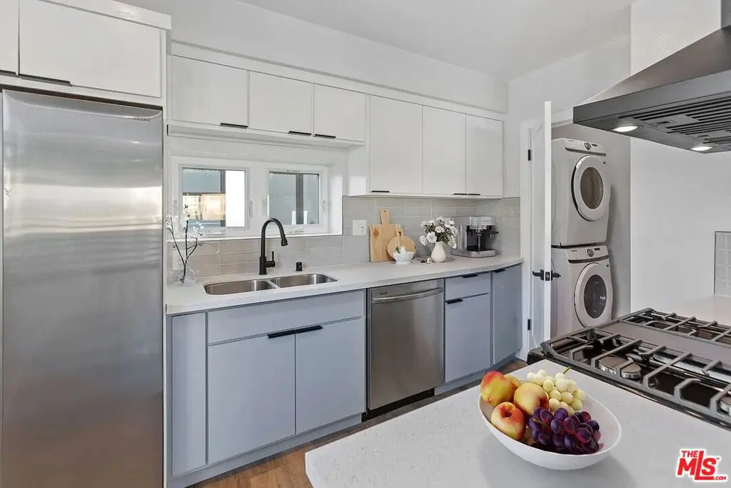 1724 Menlo Avenue 2B, Los Angeles, CA — listing photo 1