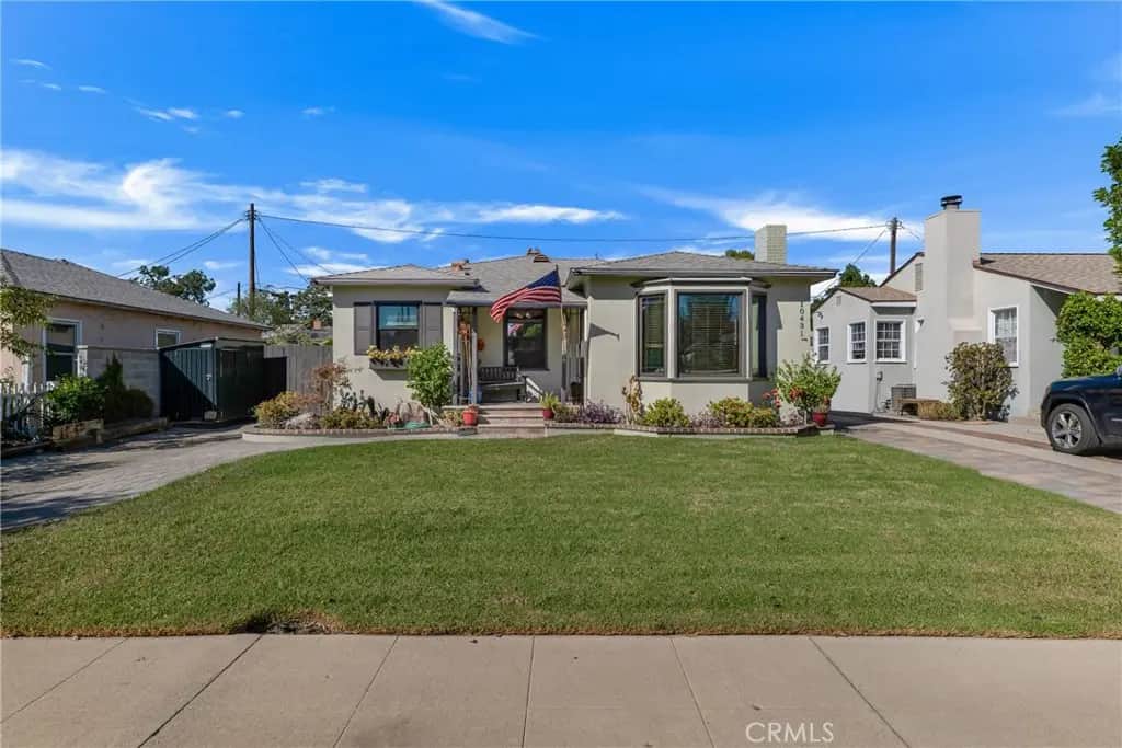 10429 Myrna, North Hollywood, CA — listing photo 1