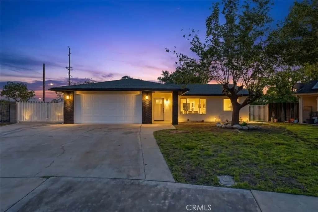 1703 Cooper, Hemet, CA — listing photo 1