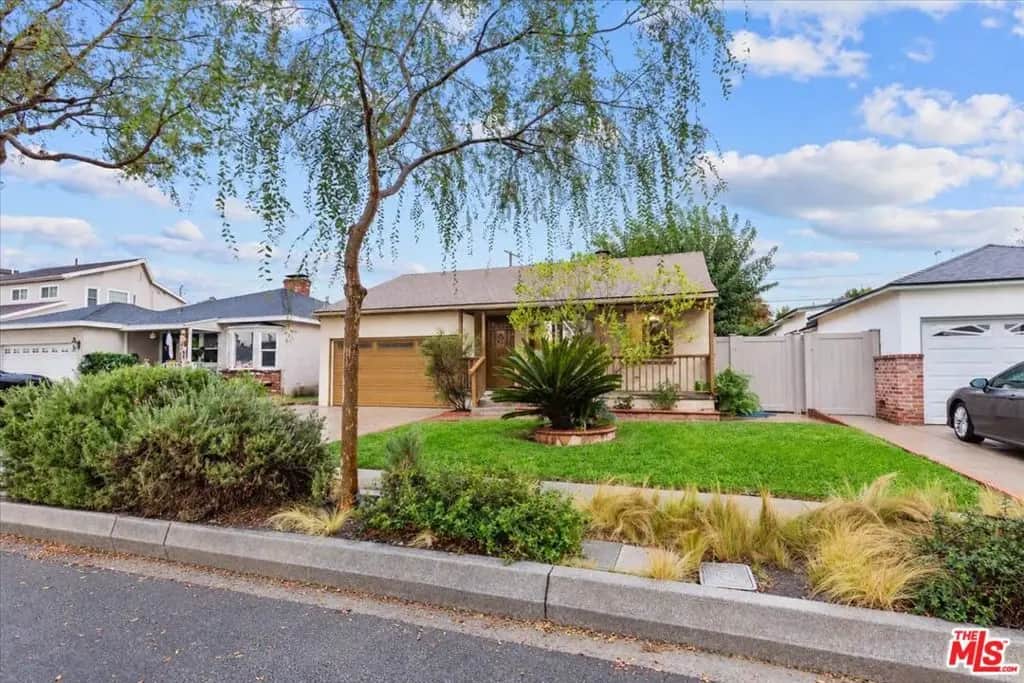11261 Culver Park Drive, Culver City, CA — listing photo 1