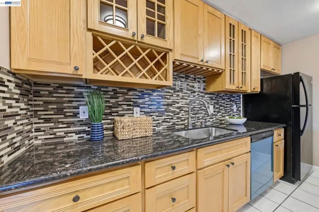 1510 E St 23, Hayward, CA — listing photo 1