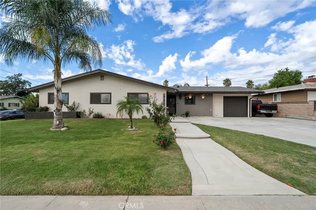 930 N Riverside Avenue, Rialto, CA — listing photo 1