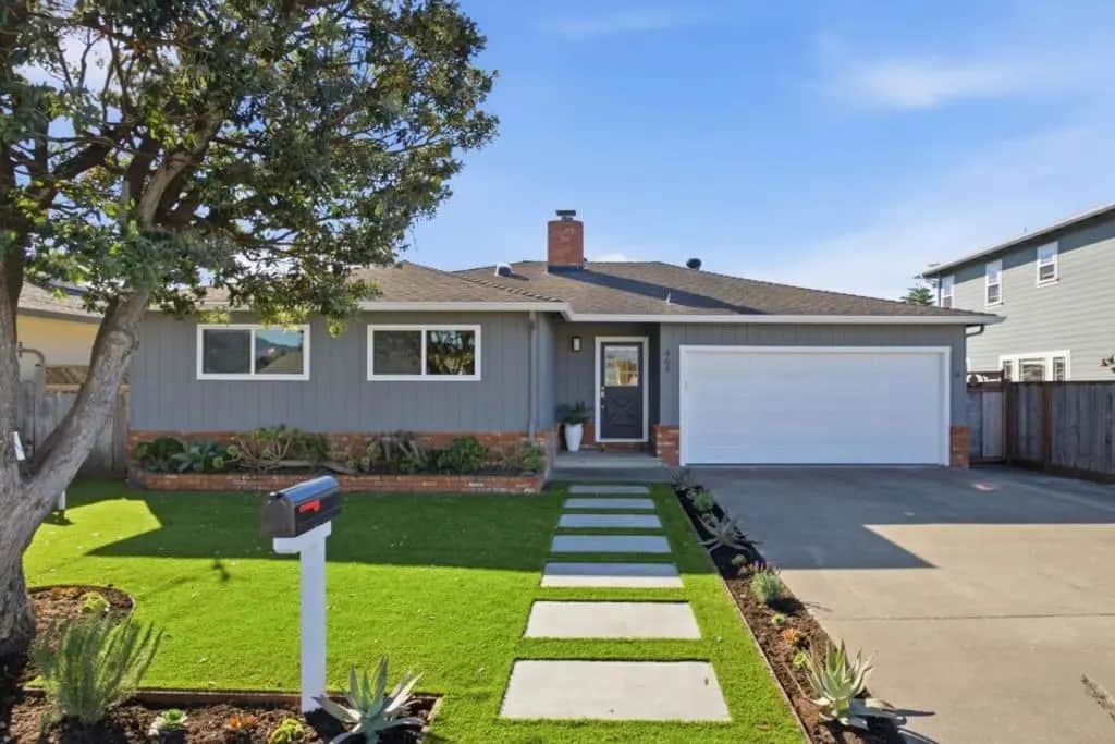 464 Spruce Street, Half Moon Bay, CA — listing photo 1