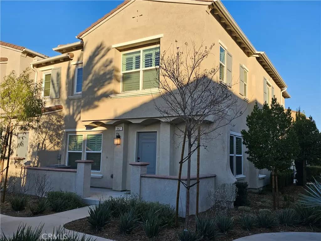 7155 Citrus 442, Fontana, CA — listing photo 1