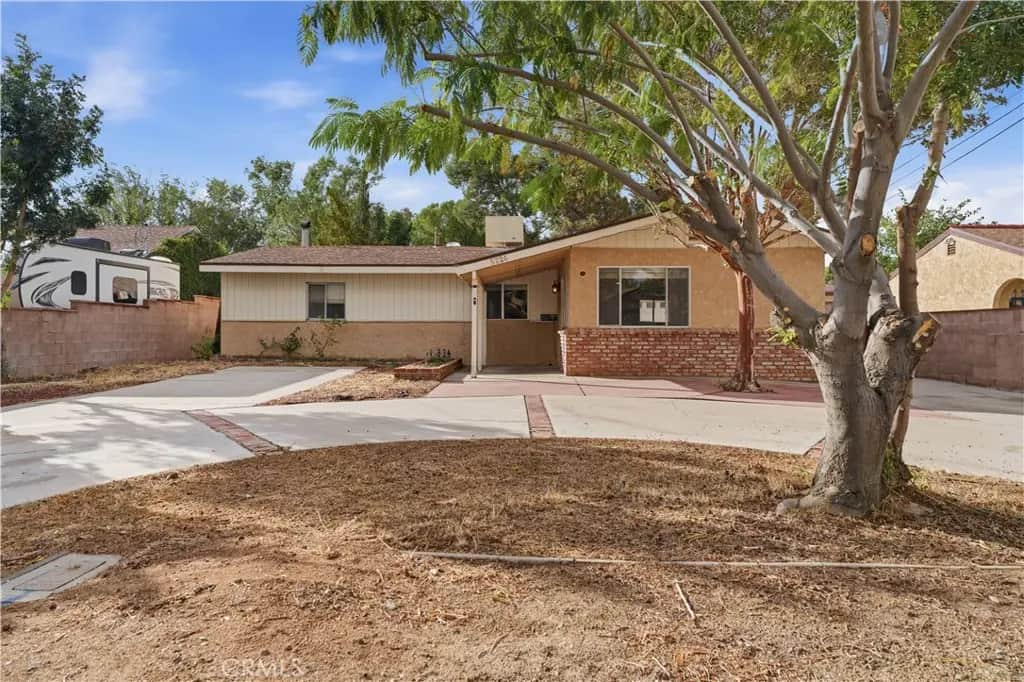 5226 W Avenue L10, Lancaster, CA — listing photo 1
