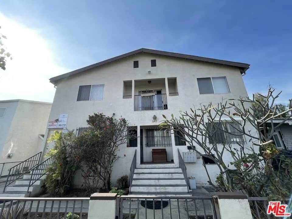 941 N Kingsley Drive 2, Los Angeles, CA — listing photo 1
