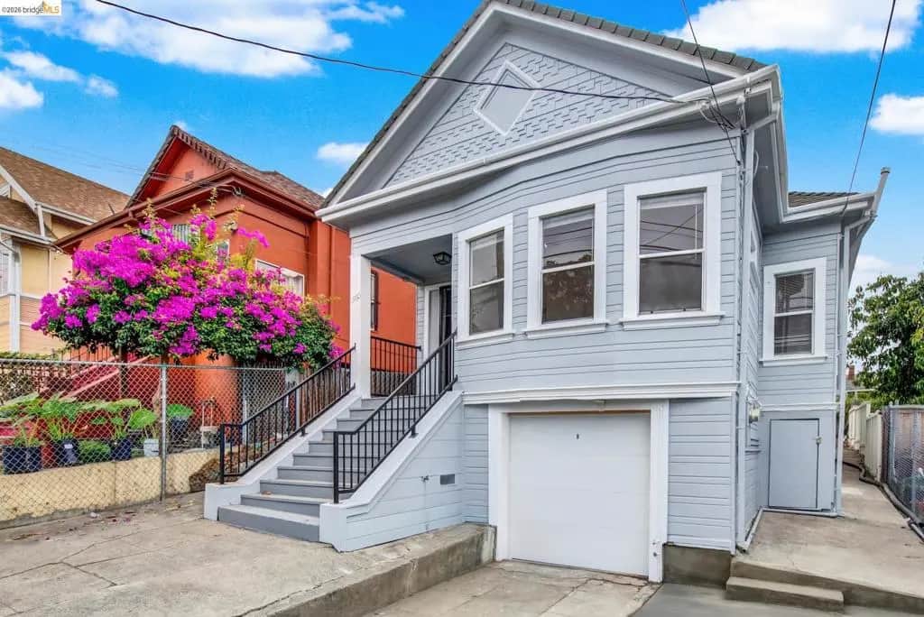 1960 38Th Ave, Oakland, CA — listing photo 1