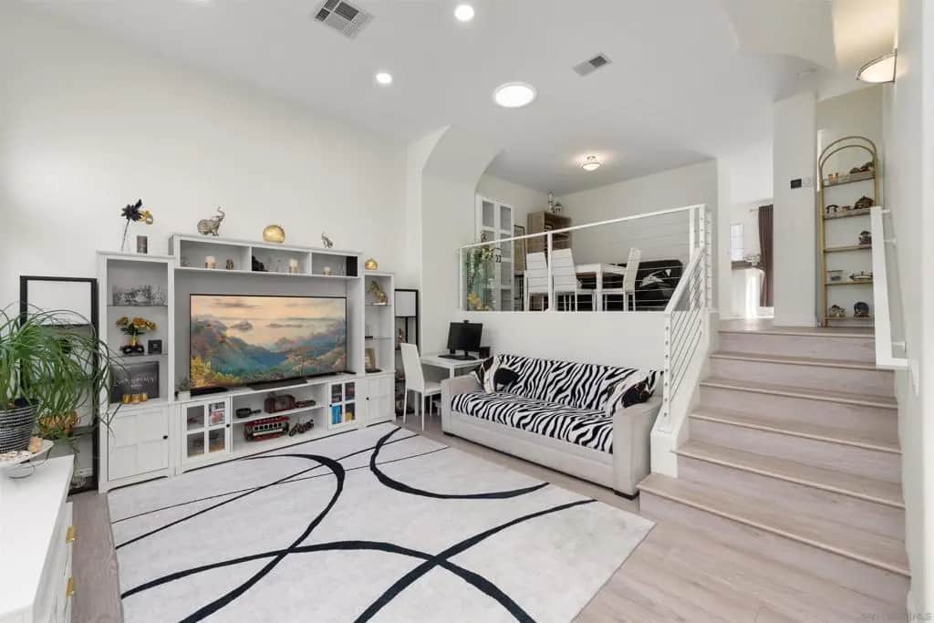 12613 El Camino Real B, San Diego, CA — listing photo 1