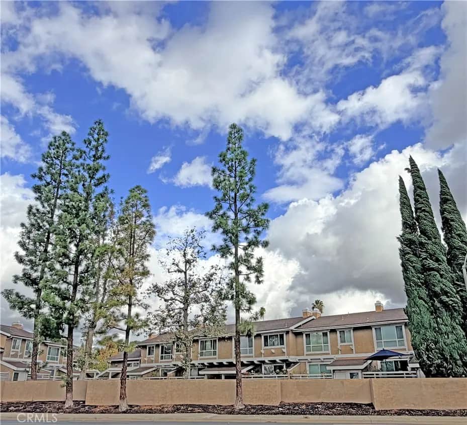 917 W Imperial Highway H, La Habra, CA — listing photo 1
