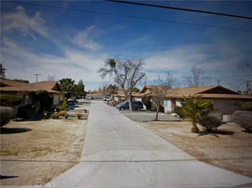 25855 25865-B Cornell Street 65-B, Hemet, CA — listing photo 1