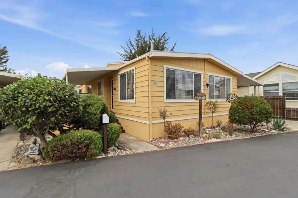 347 Carmel Avenue 84, Marina, CA — listing photo 1
