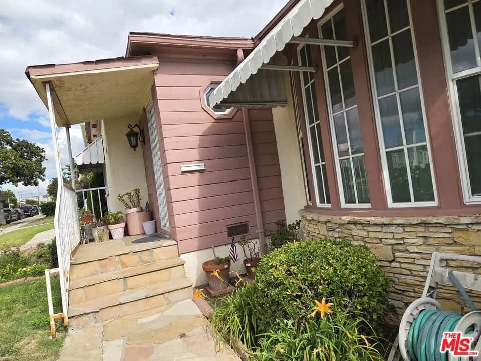 5736 Alviso Avenue, Los Angeles, CA — listing photo 1
