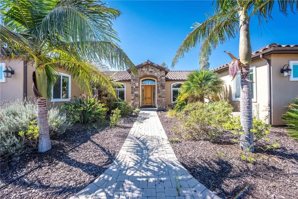 31418 Calle De Talar, Bonsall, CA — listing photo 1