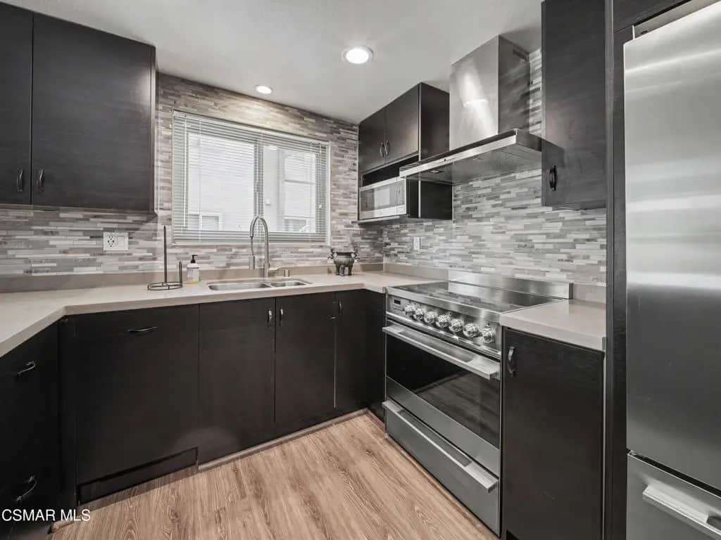 248 Oakleaf Drive 101, Thousand Oaks, CA — listing photo 1