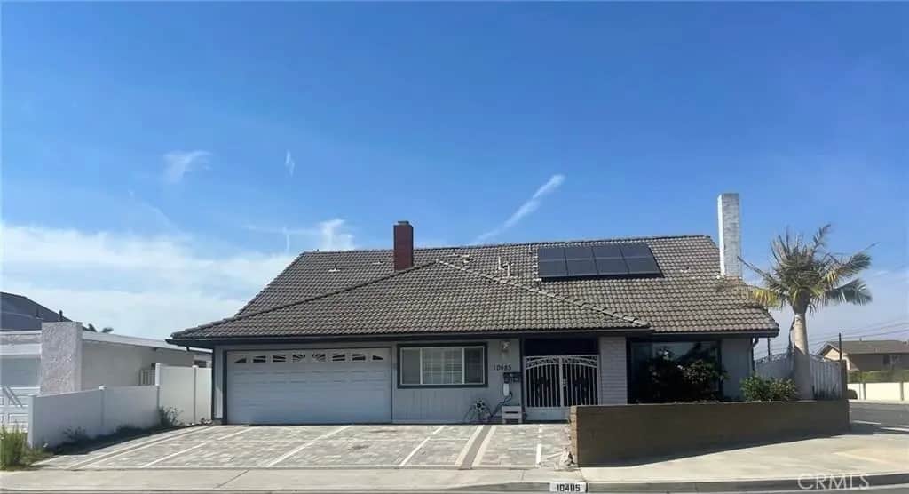 10485 La Sombra Avenue, Fountain Valley, CA — listing photo 1