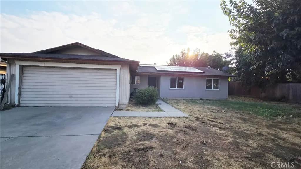 680 S 3rd Place, Porterville, CA — listing photo 1