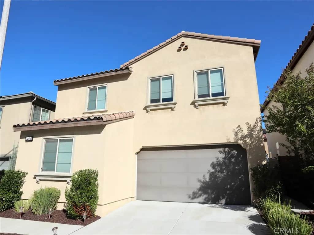 24010 Raptor, Lake Elsinore, CA — listing photo 1