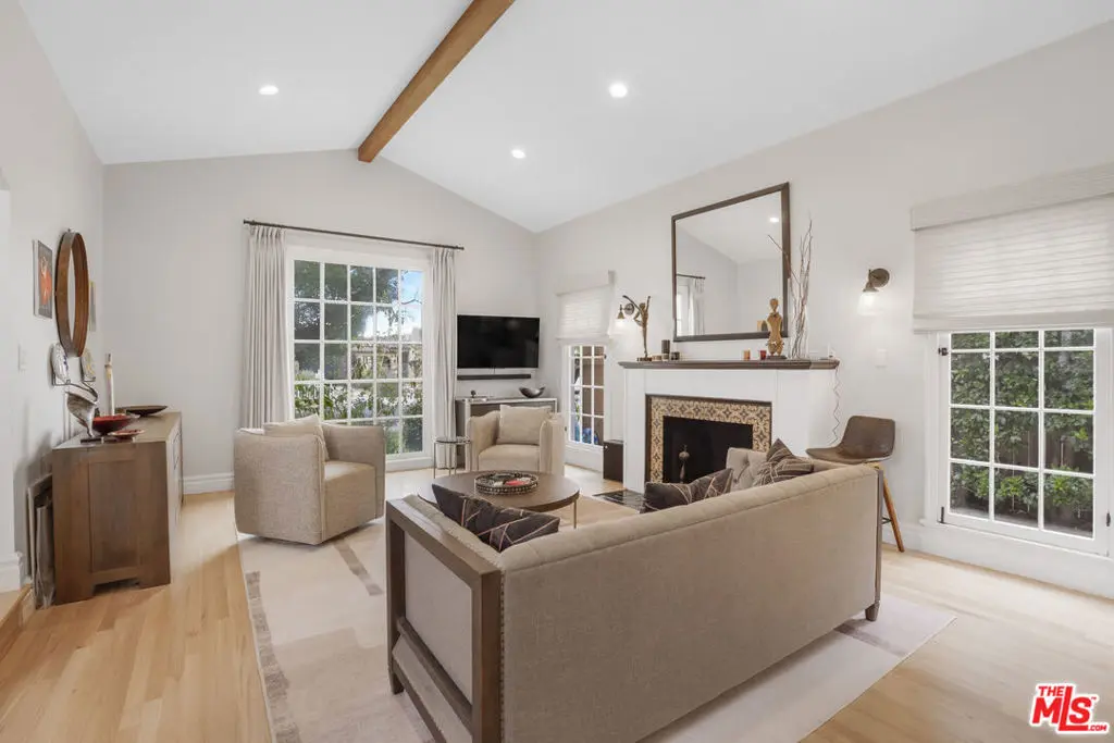 2330 Midvale Avenue, Los Angeles, CA — listing photo 1