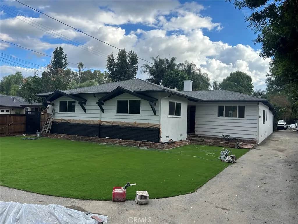 23142 Dolorosa, Woodland Hills, CA — listing photo 1